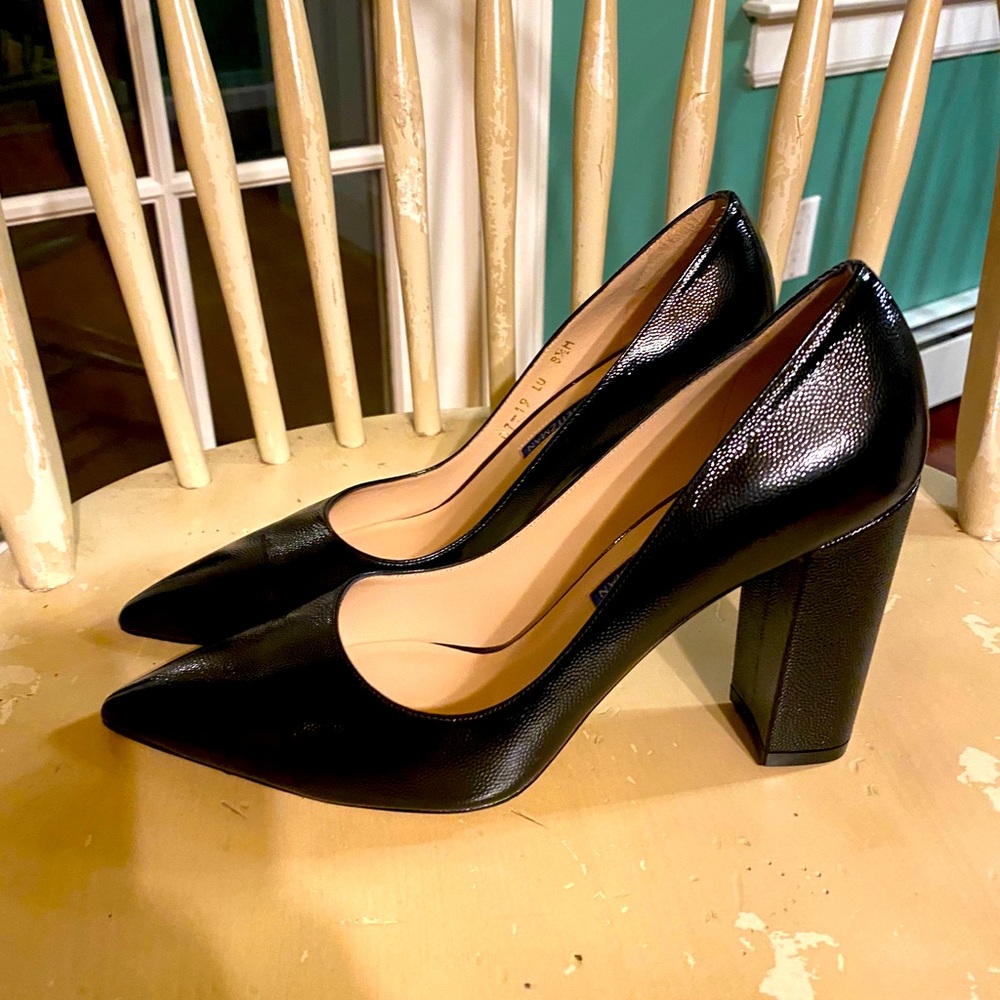 Stuart Weitzman Pumps